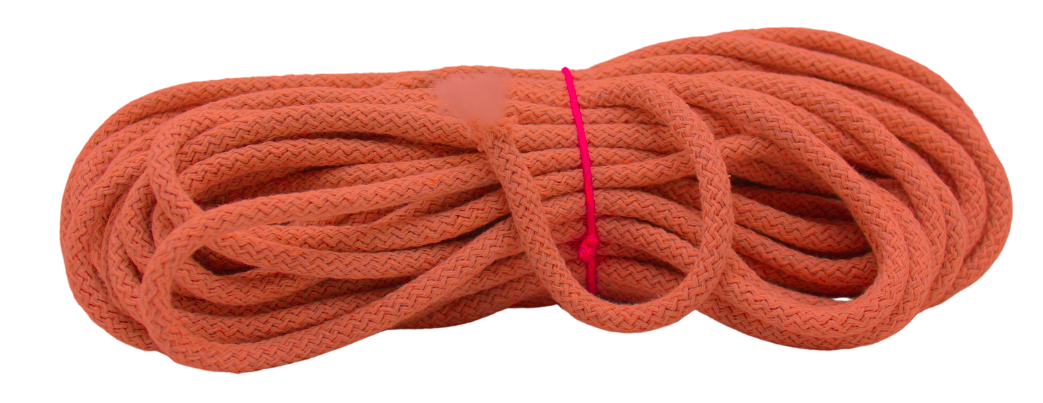 Close-up of Relax Yarn Tress Soft 5mm recycled cotton super bulky yarn, perfect for soft blankets