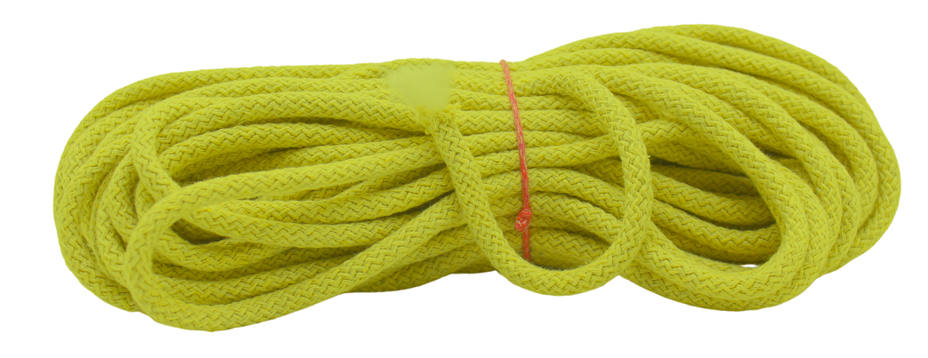 Close-up of Relax Yarn Tress Soft 5mm recycled cotton super bulky yarn, perfect for soft blankets